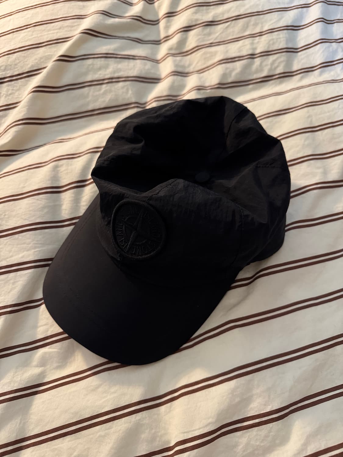 스톤아일랜드 나일론메탈 볼캡 24ss 상품이미지1