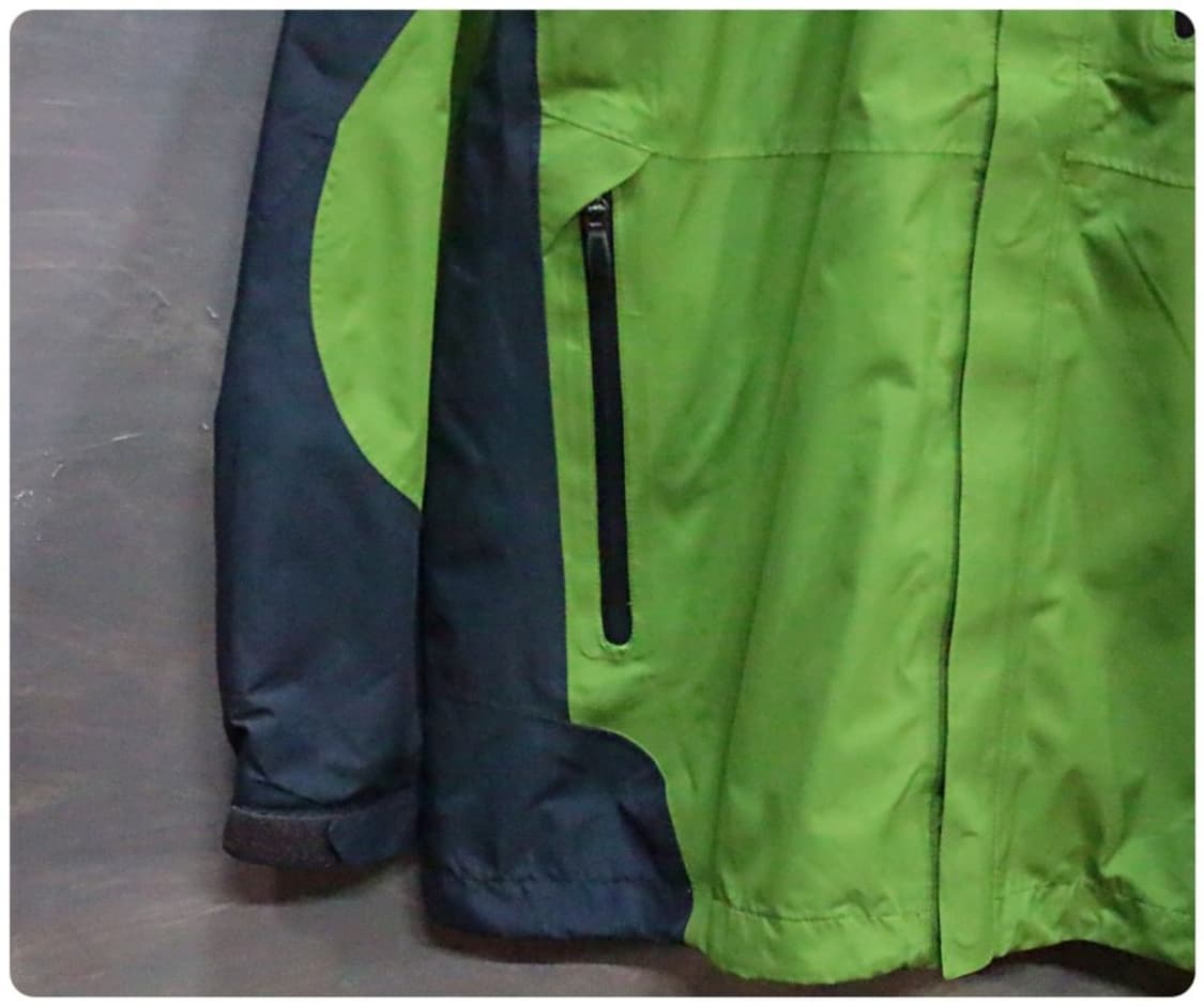 컬럼비아 티타늄 고어텍스 바람막이 자켓 XXL 상품이미지4