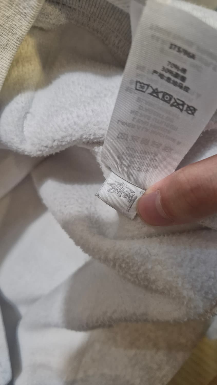 스투시 서울 후드티 상품이미지3