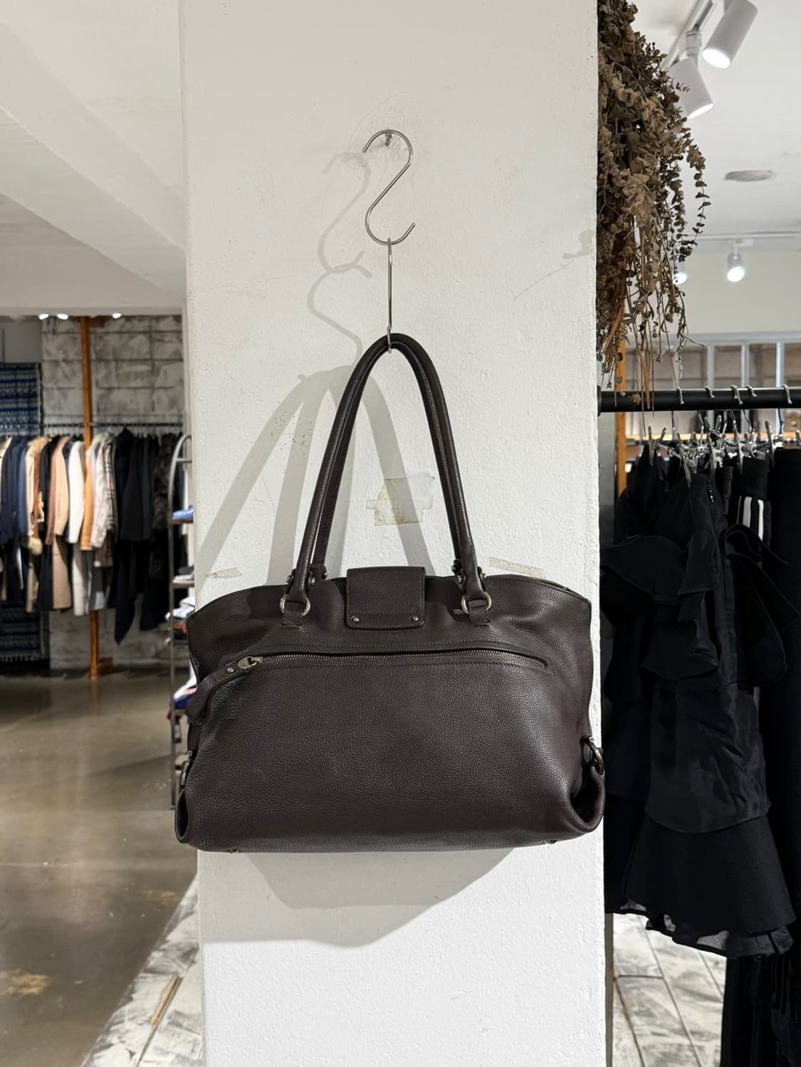 페라가모 브라운 간치니 레더 토트백 상품이미지5