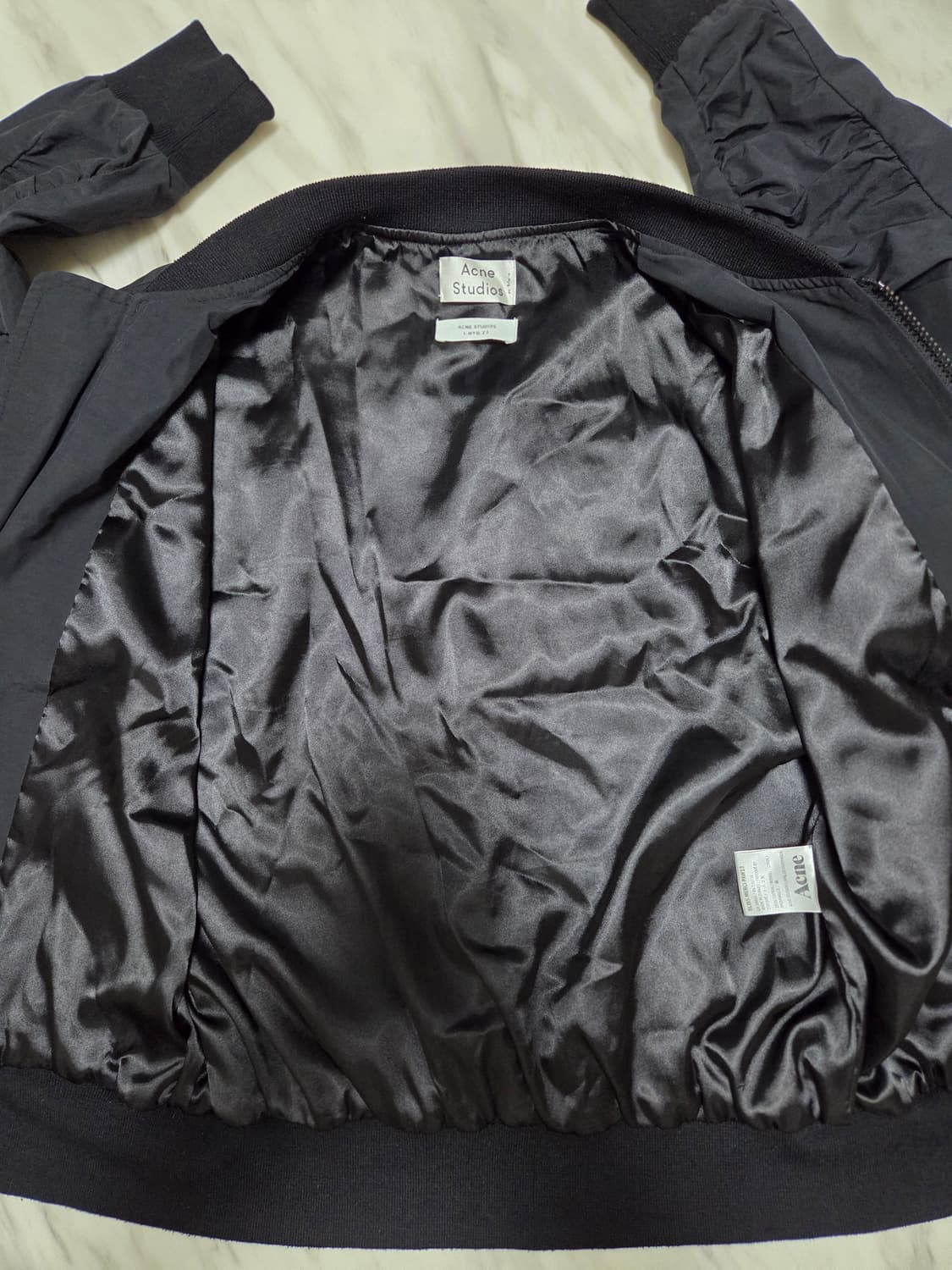 아크네스튜디오 여성 ma-1 붐버 상품이미지3