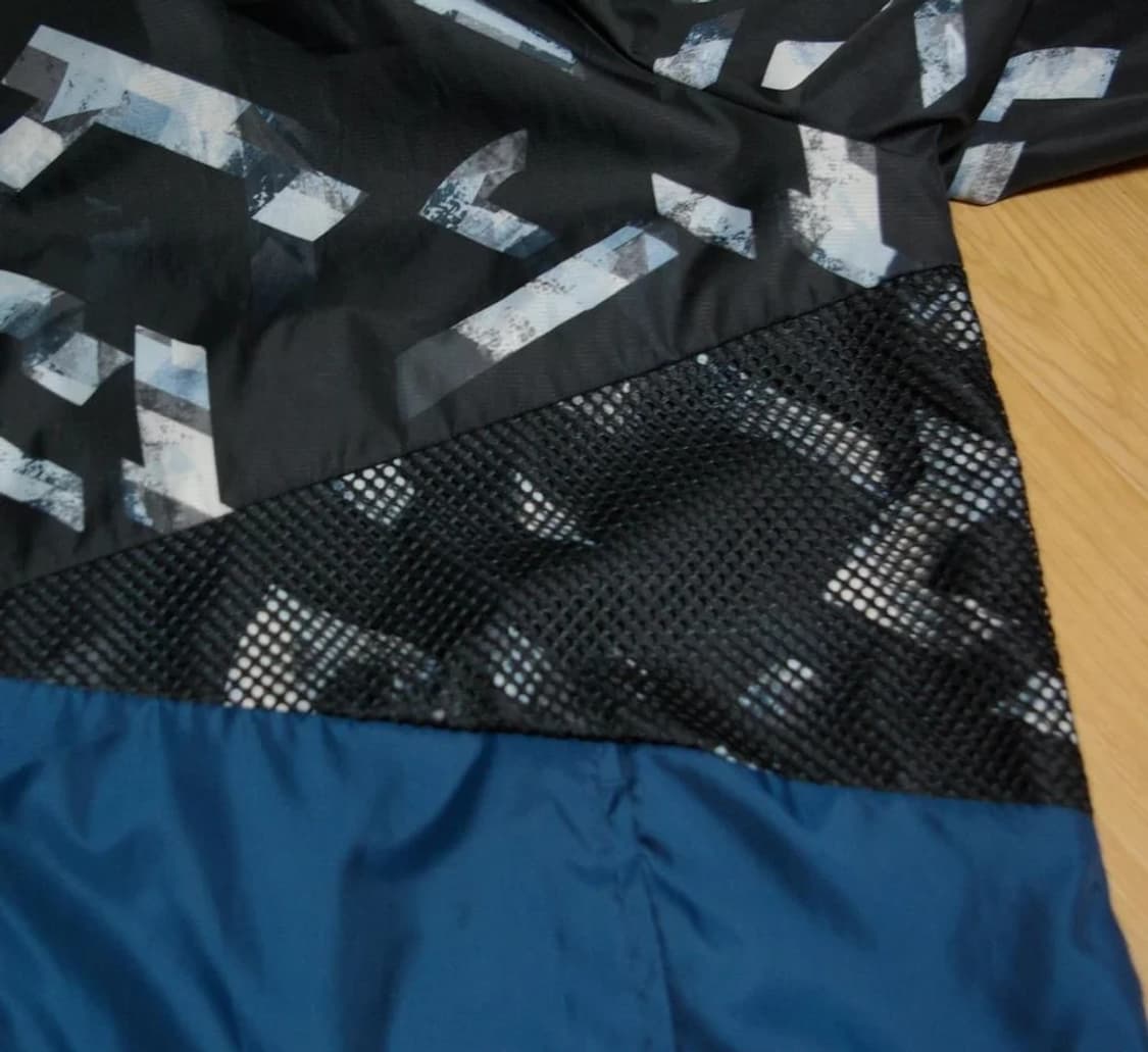 언더아머 바람막이 LG 상품이미지5