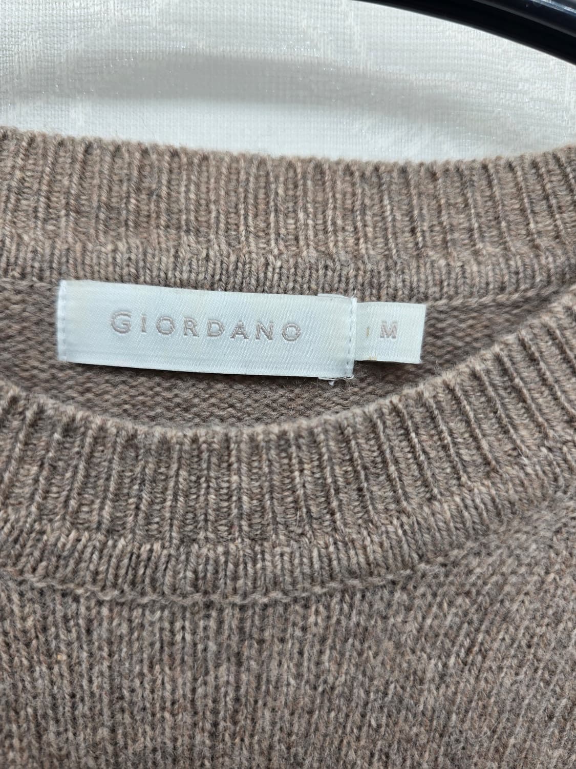 지오다노 브라운 모 니트 스웨터 상품이미지6