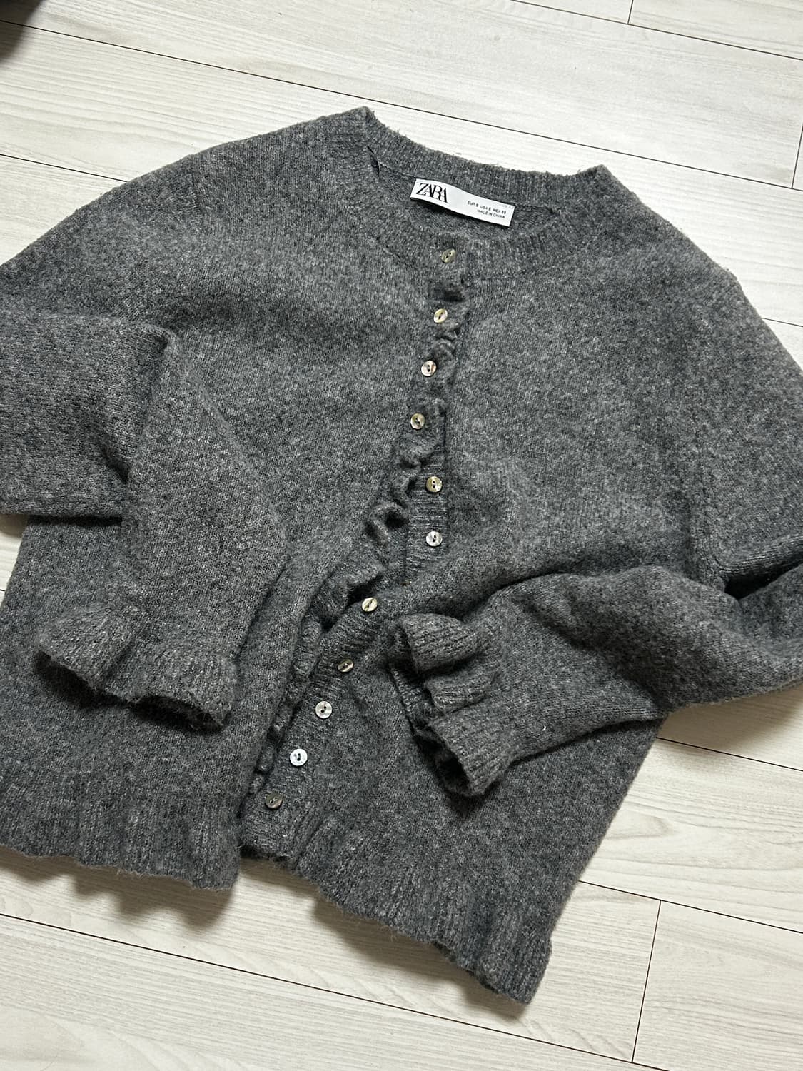 자라 프릴 가디건 그레이 상품이미지1