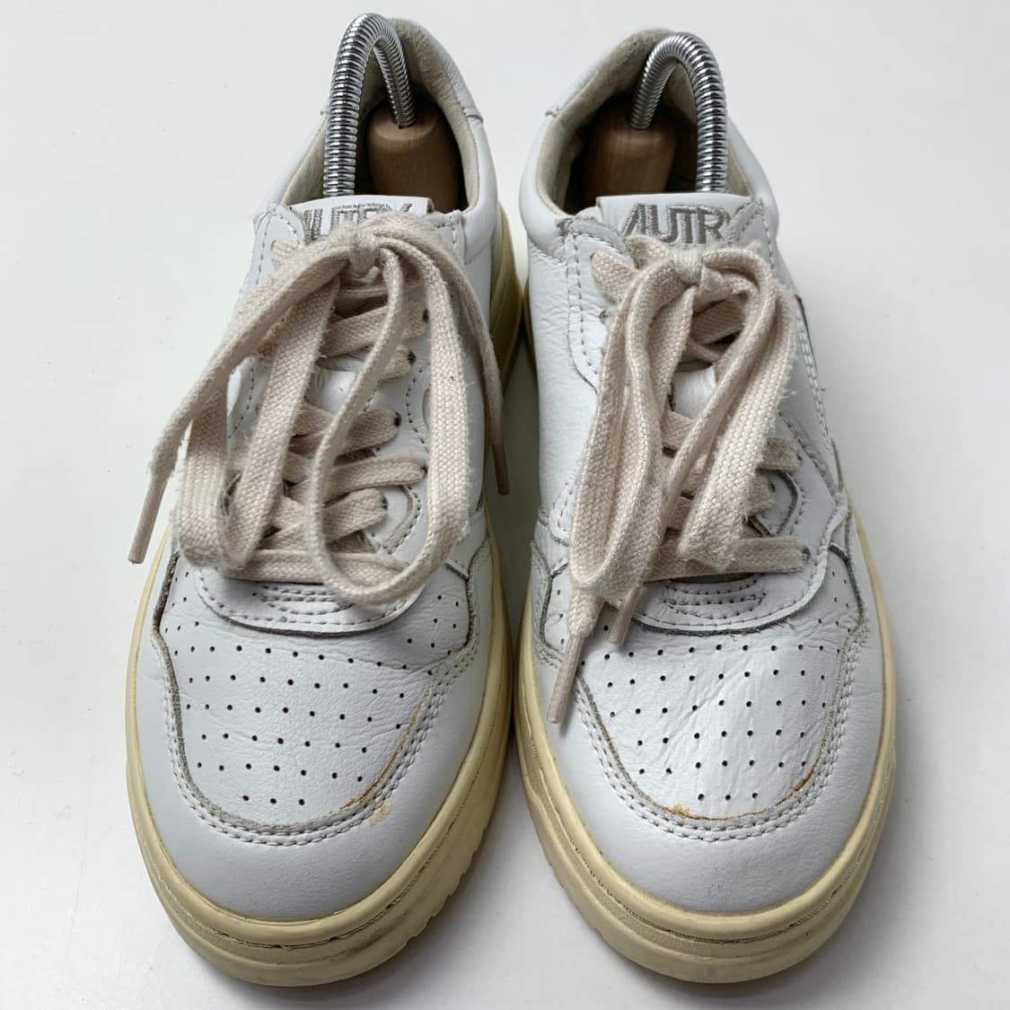 [37/정품] 오트리 메달리스트 로우 운동화 신발
 상품이미지2