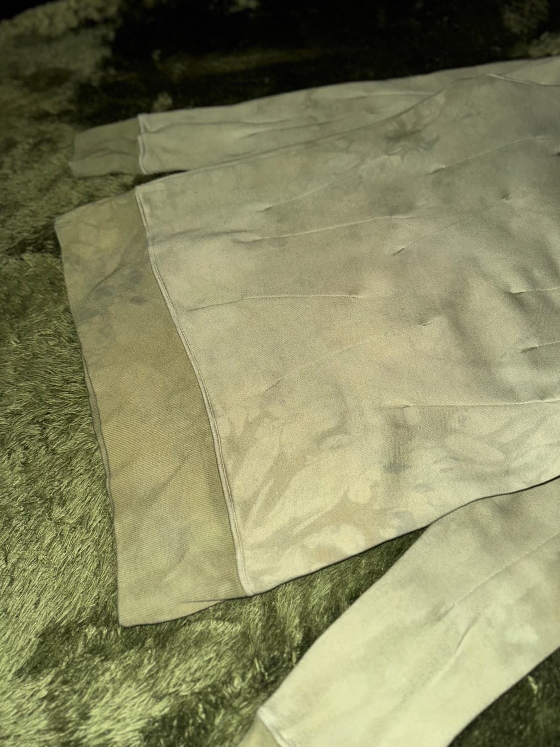 [M] SULVAM 설밤 핸드 다잉 다트 디테일 스웻셔츠 올리브 상품이미지6