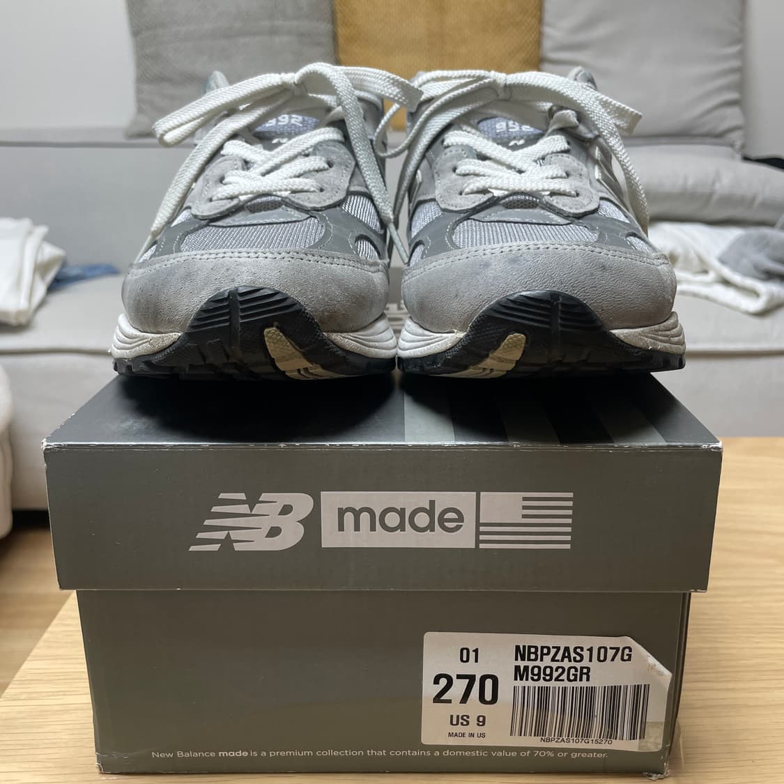 뉴발란스992 메이드인 USA 그레이 D스탠다드(M992GR)/270 상품이미지2