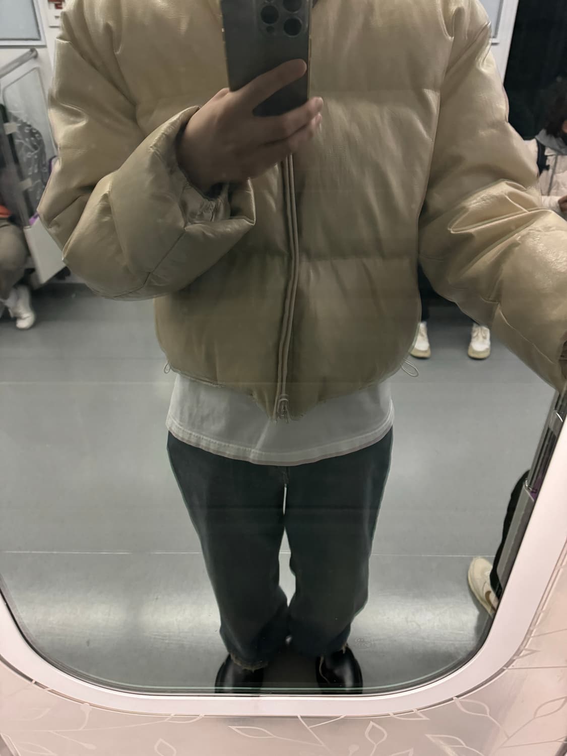 아모멘토 21fw 비건레더 패딩 상품이미지1