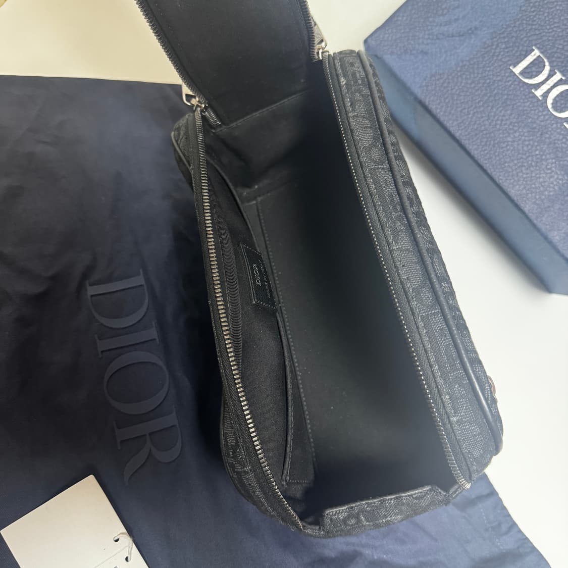 디올 오블리크 토일레트리 돕키트 파우치 클러치 백 상품이미지6