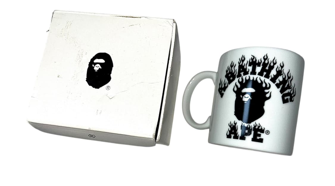 베이프 아카이브 파이어 사루 머그컵 상품이미지1