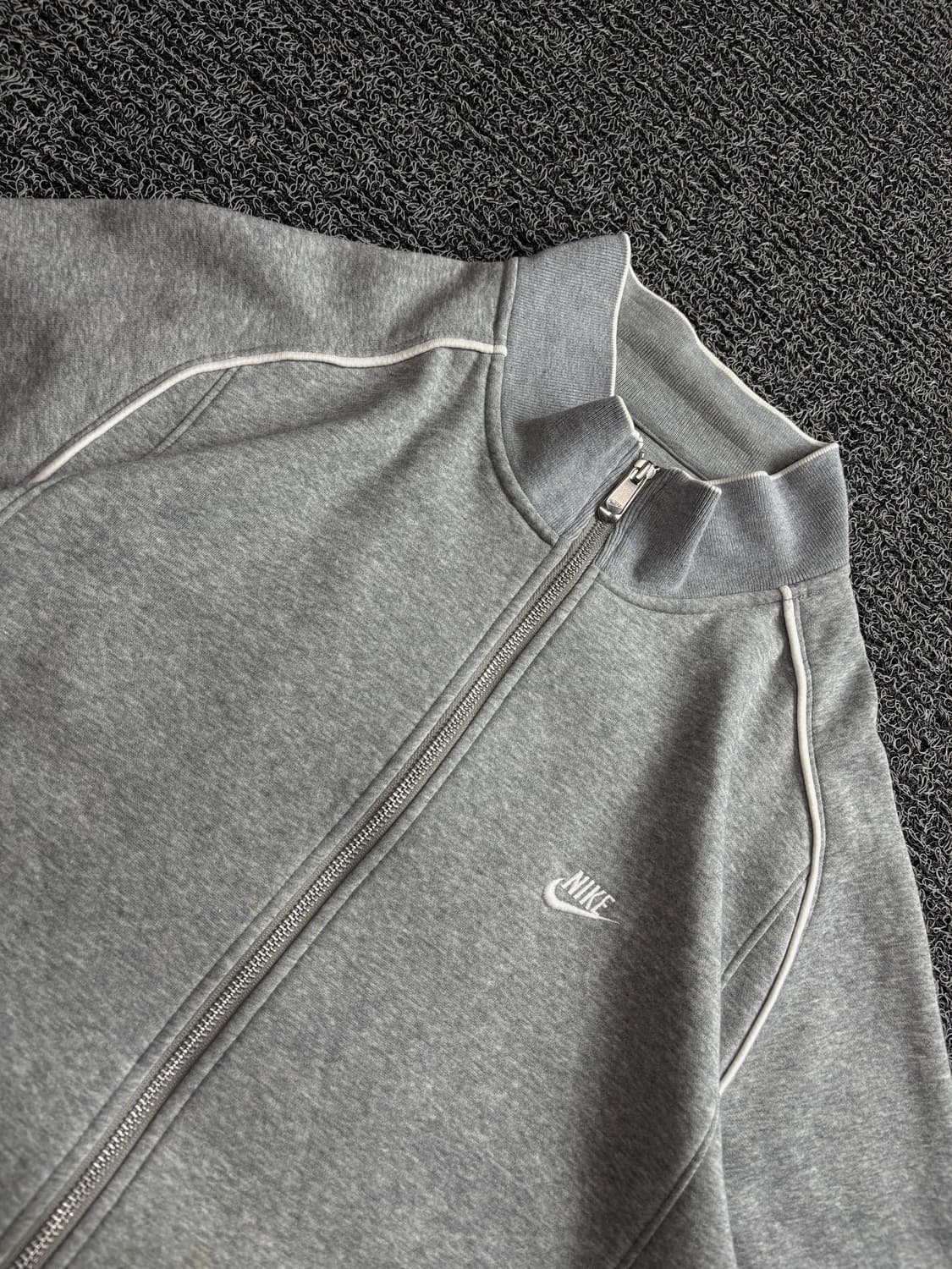 나이키 퓨추라 랭글런 풀오버 스웻 셔츠 4201 상품이미지3