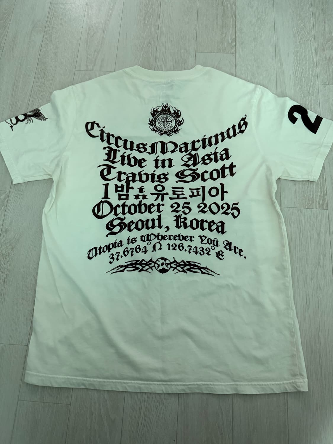 트래비스 스캇 내한 반팔티셔츠 m 새상품 상품이미지3