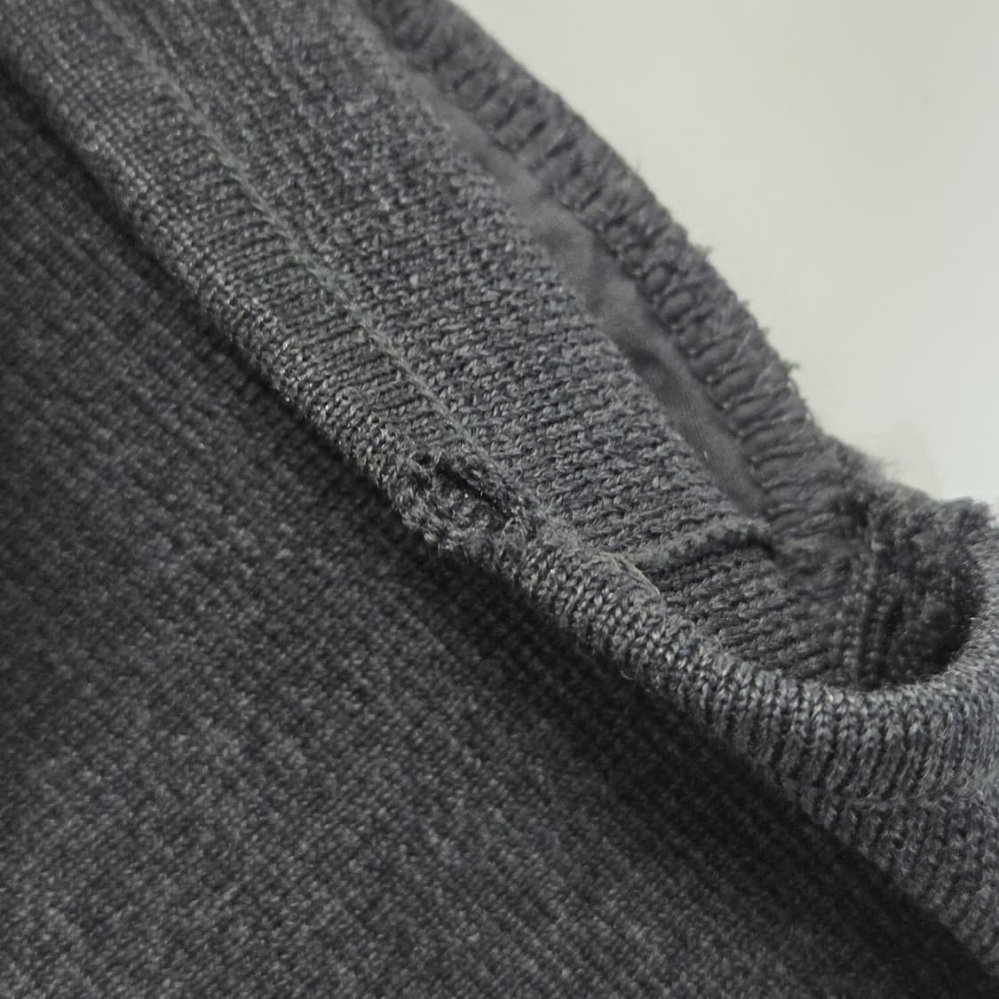 입생로랑 울 니트 베스트 95  상품이미지7