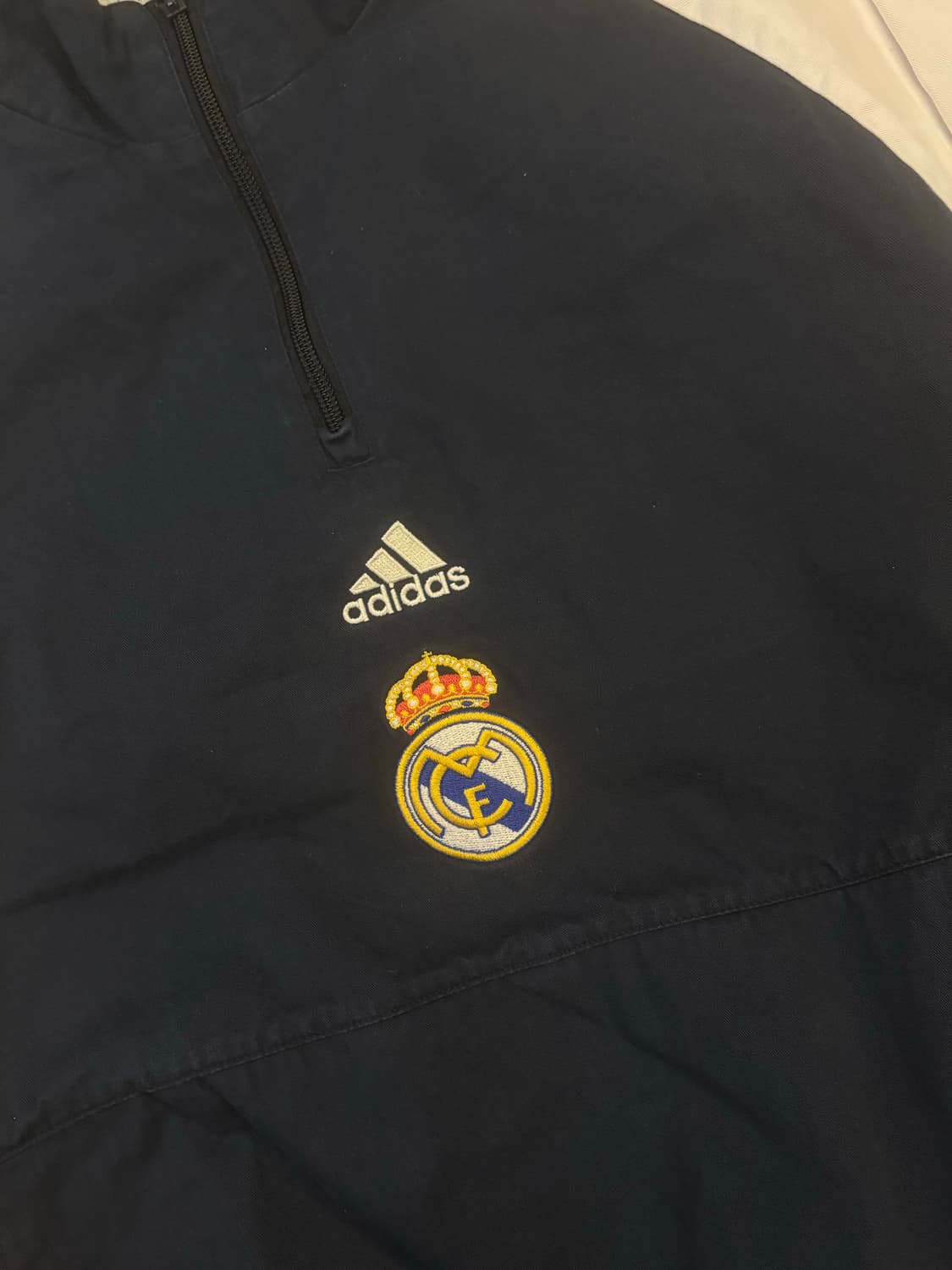 아디다스 레알마드리드 아이콘 탑 상품이미지3