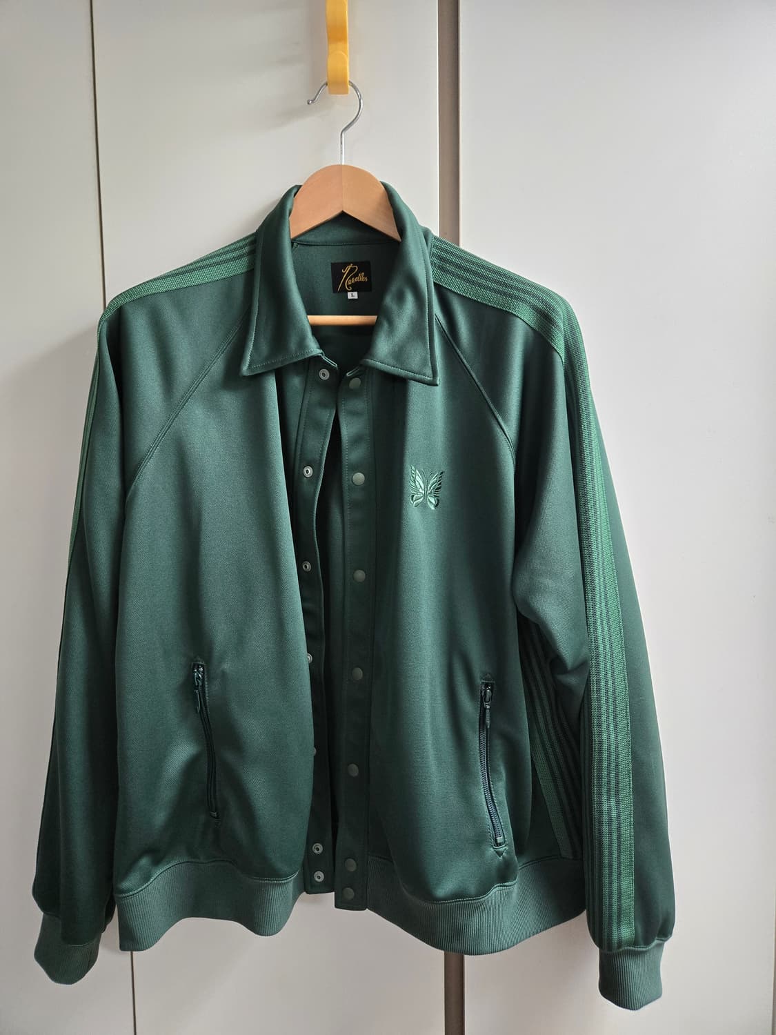 니들스 스튜디오스 콜라보 자켓 상품이미지1