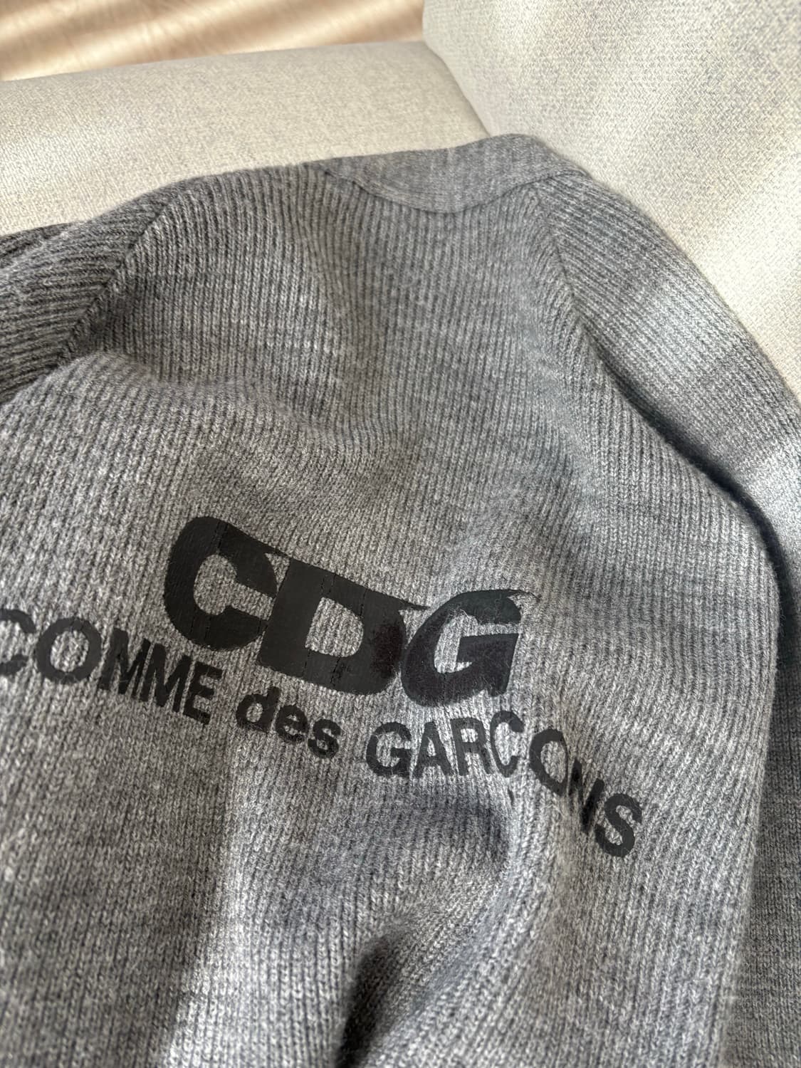 CDG 굿디자인샵 V넥 스쿨 가디건 상품이미지1