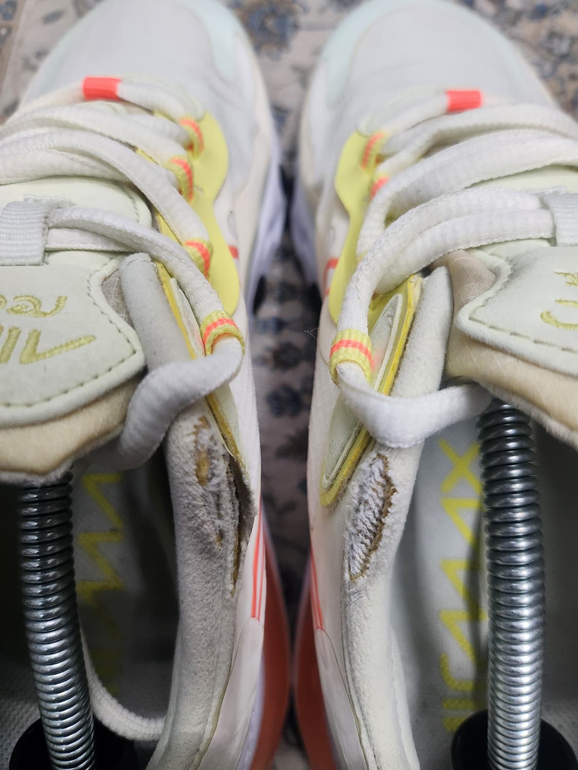 나이키 에어맥스 270 리액트 240mm 상품이미지9