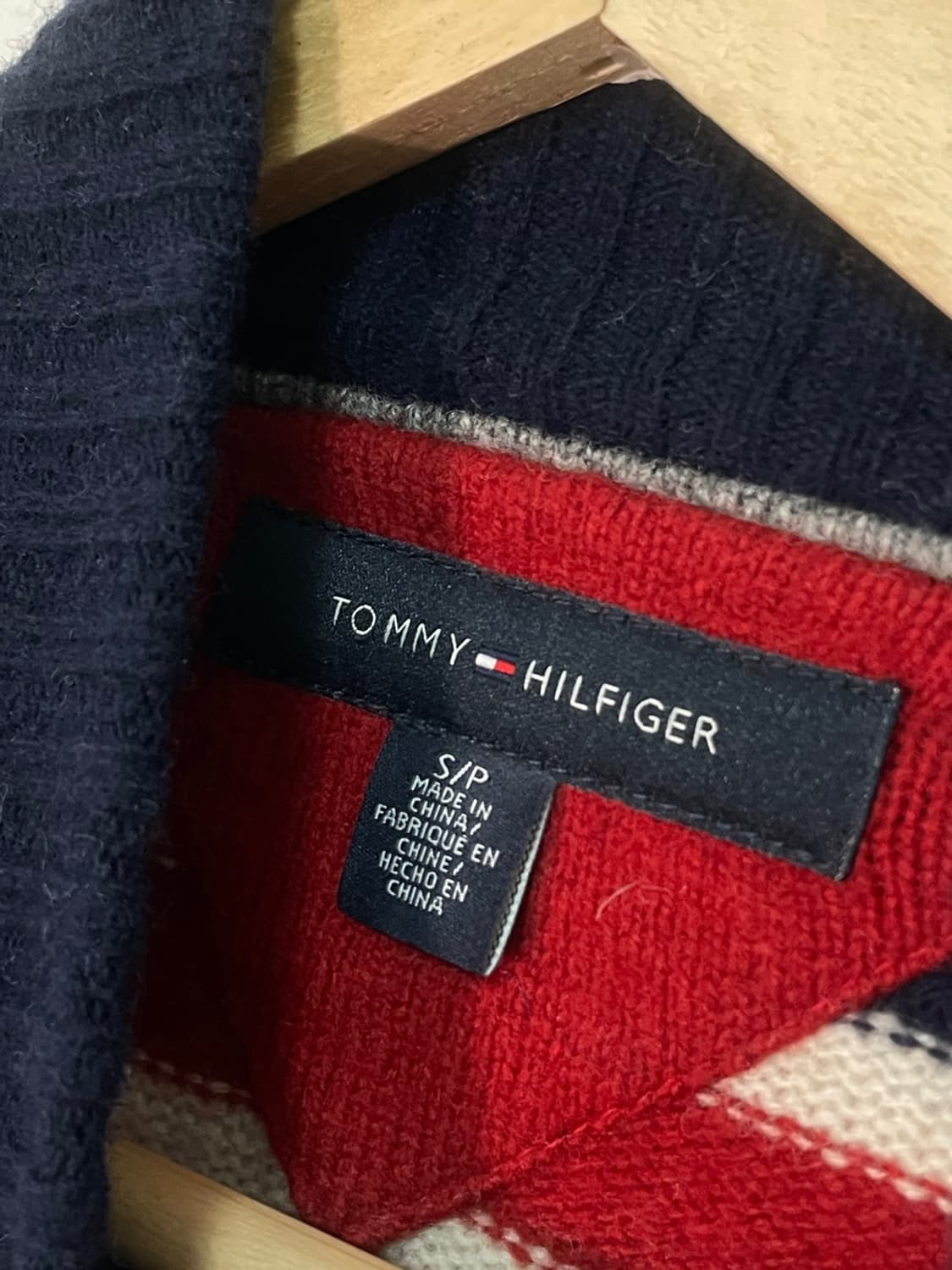 타미힐피거 스트라이프 니트 집업 상품이미지7