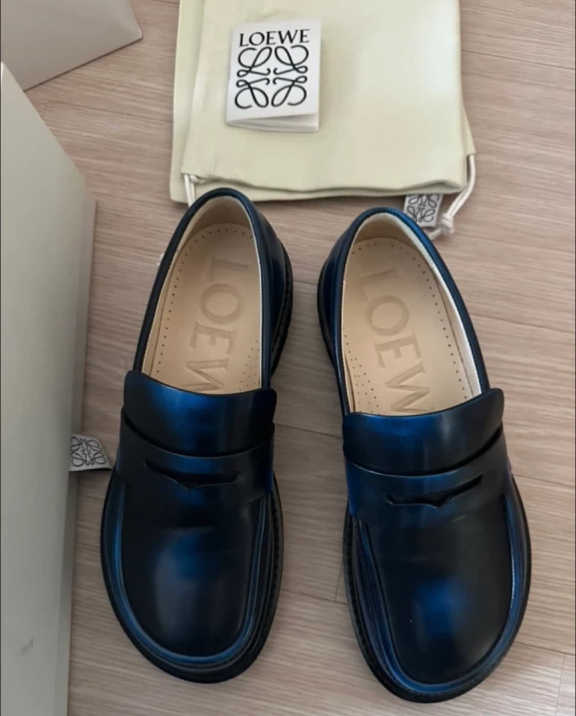 로에베 로퍼 상품이미지1