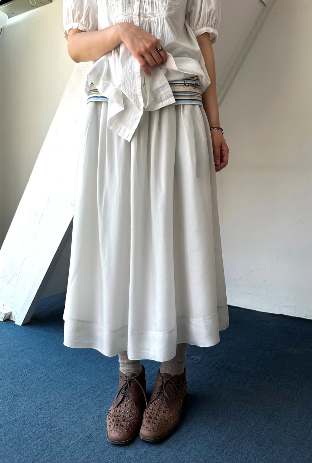 Cupro banded side tape loose skirt 상품이미지1