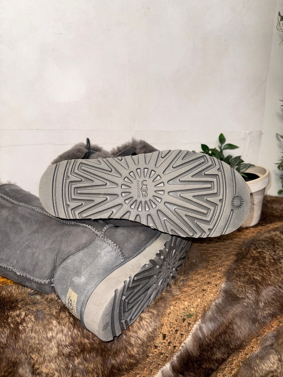 UGG bailey button triplet boots 상품이미지8