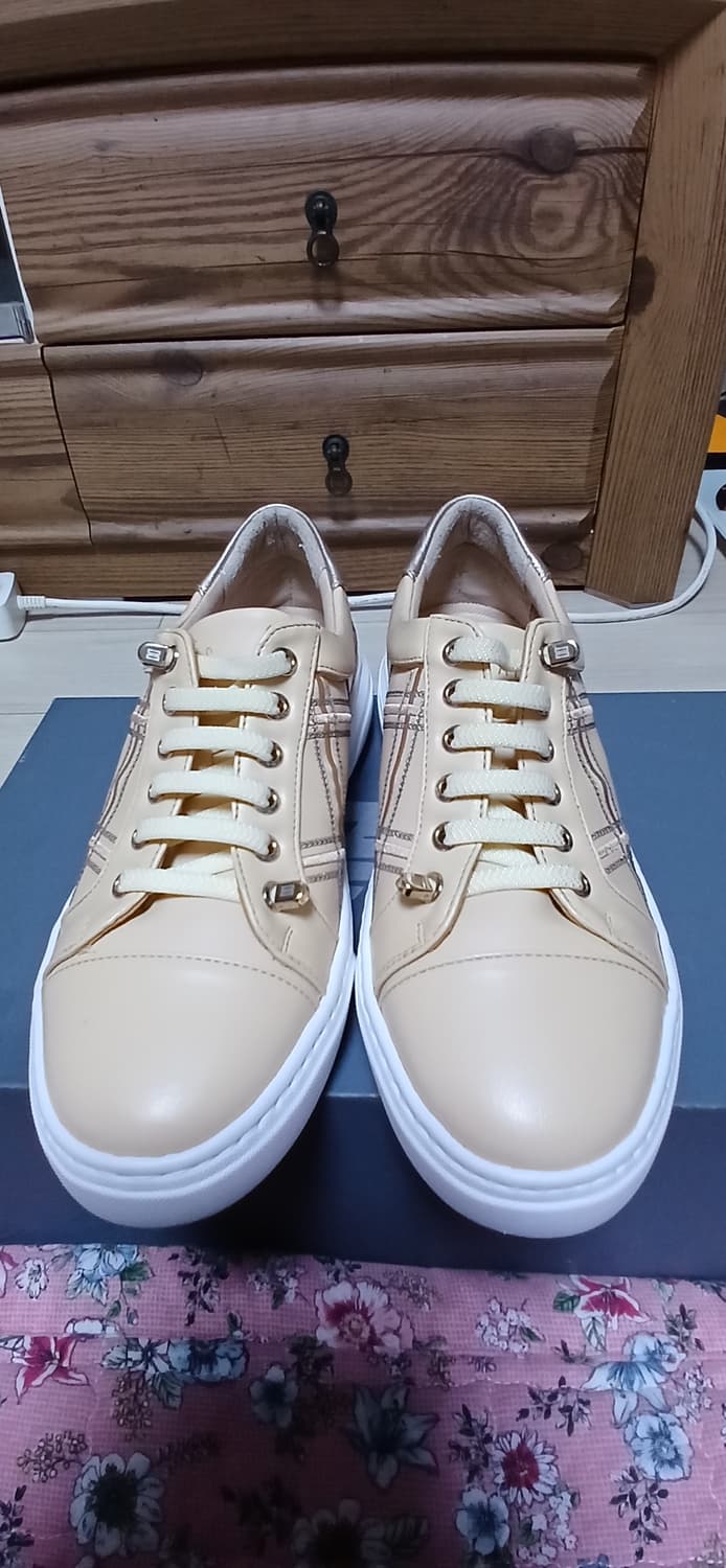 닥스 스니커즈(240mm) 상품이미지1