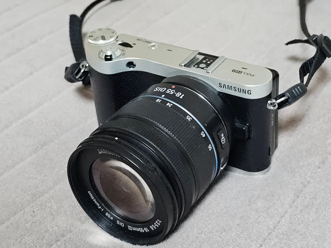 삼성 NX300M 미러리스 카메라 상품이미지1