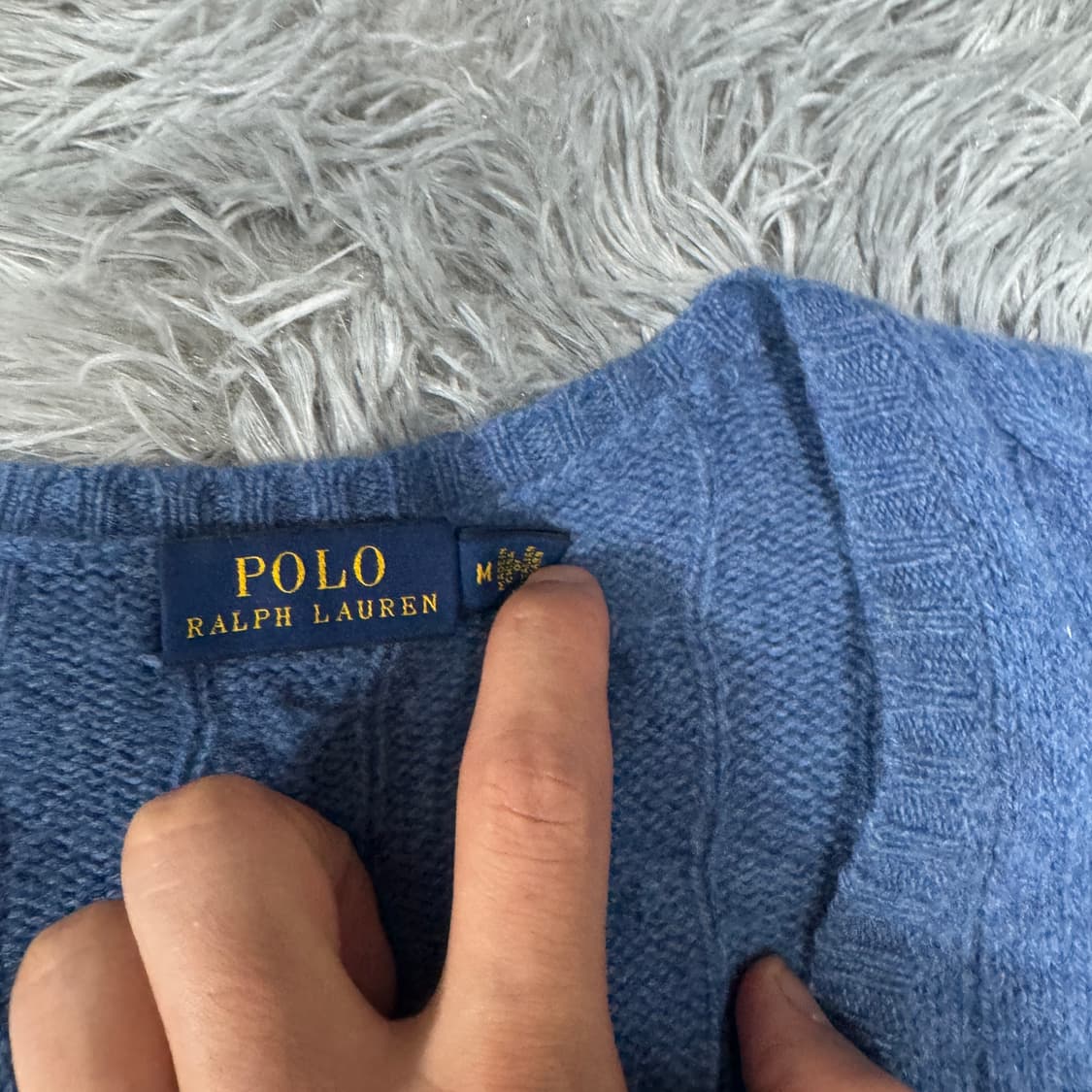 폴로 울 캐시미어 케이블브이넥니트 여성 M사이즈 상품이미지3