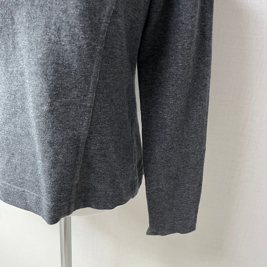 Hiroko Bis . 라인 디테일 롱슬리브 상품이미지6