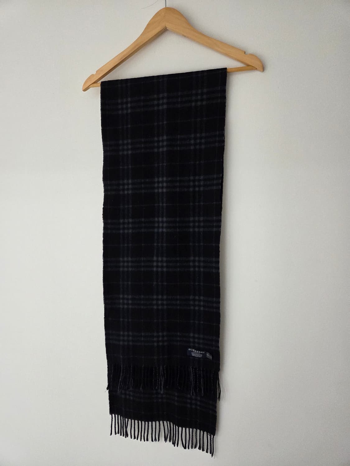 버버리 정품 캐시미어 100% 노바체크 머플러(블랙) 상품이미지1