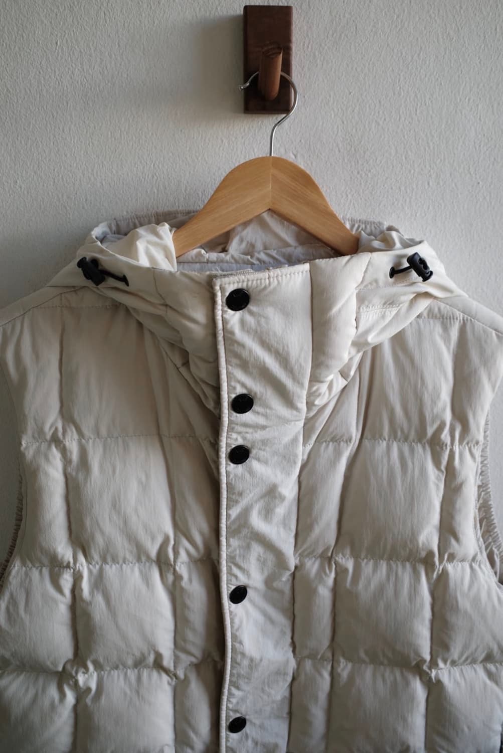 CP컴퍼니 고글 패딩조끼 판매(2xl) 상품이미지3