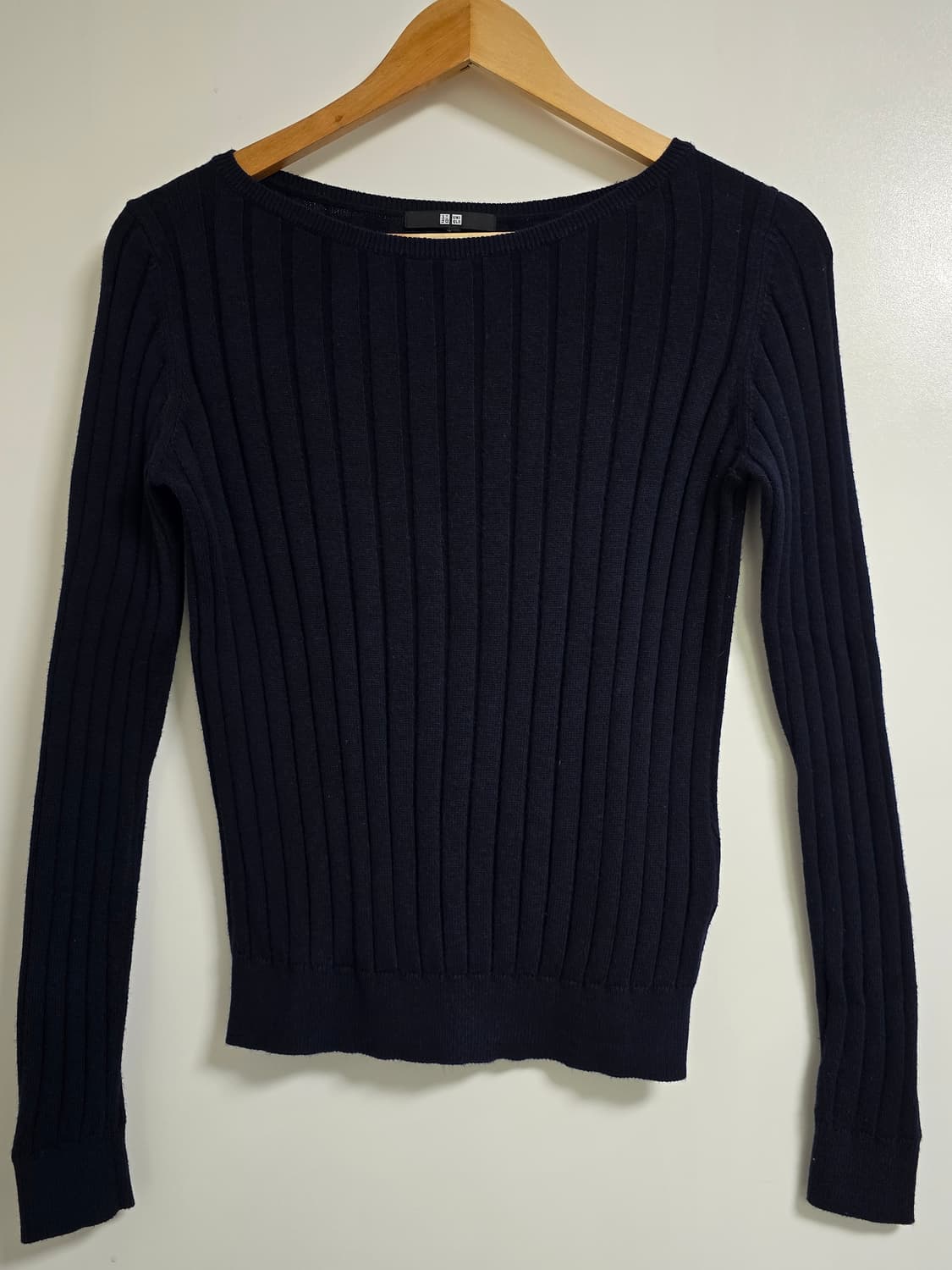 유니클로 캐시미어 함유 골지 네이비 니트 M 상품이미지1