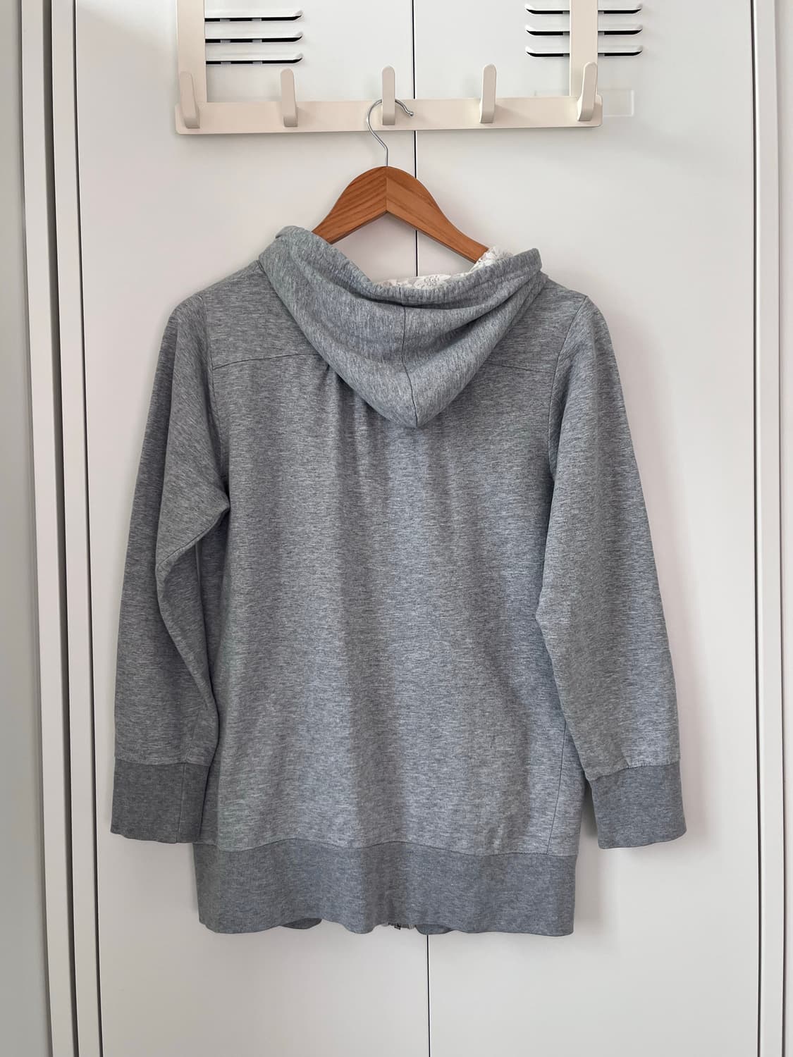 Mouth valley 레이스 핀턱 그레이 후드집업 모리걸 상품이미지8