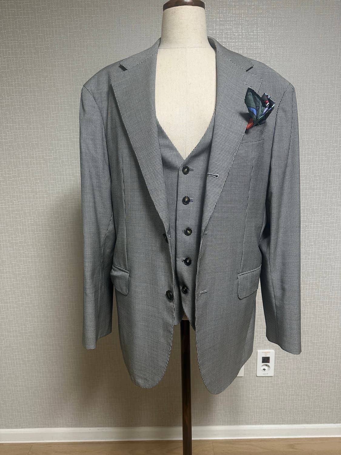 수제맞춤정장.도멜원단 하운드투스슈트 상의,하의,베스트 풀세트  상품이미지1