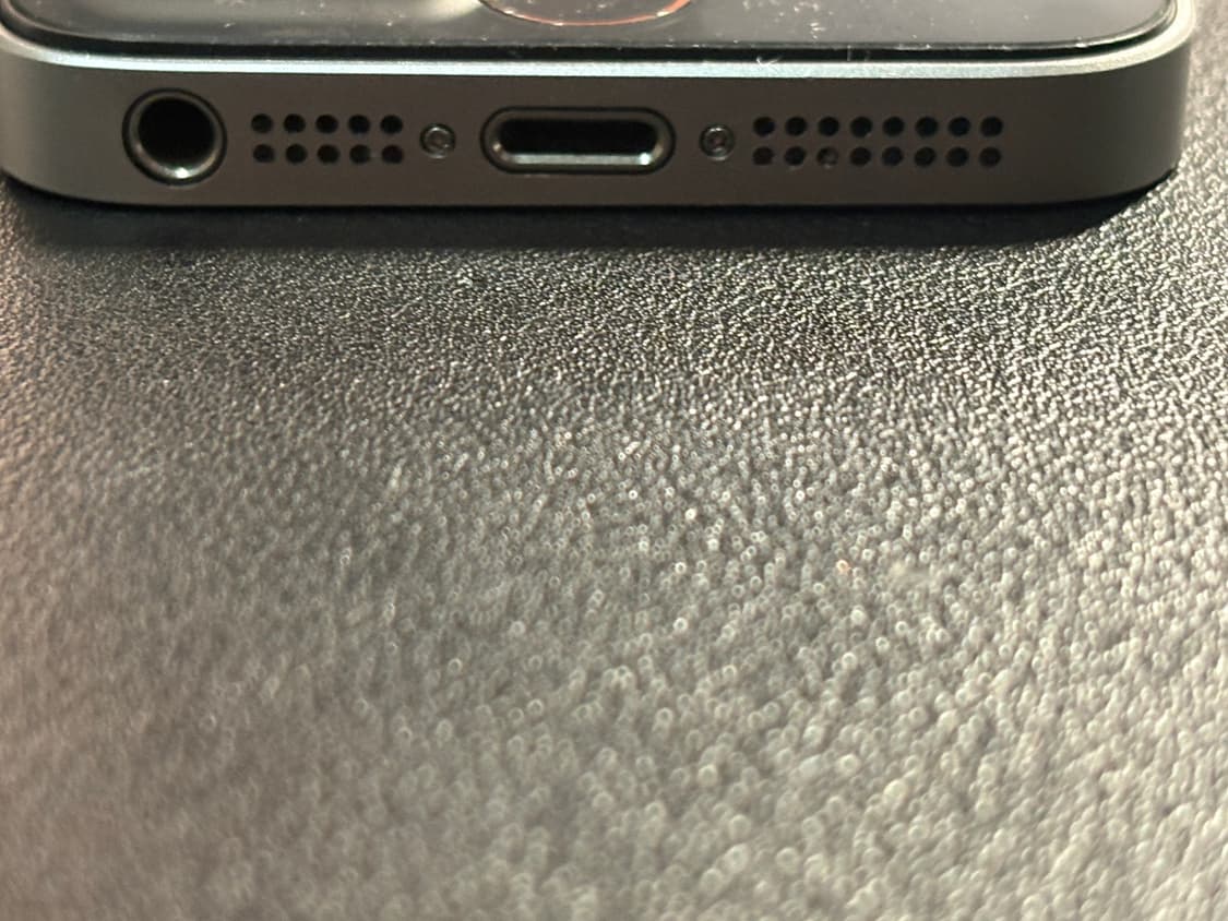 아이폰 SE1 스페이스그레이 128GB (카메라 무음) 상품이미지7