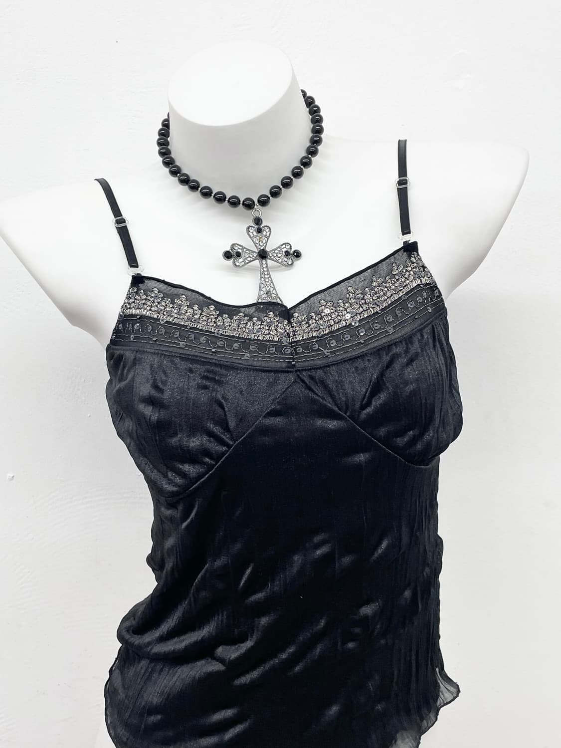 블랙 링클 비즈 탑 상품이미지2