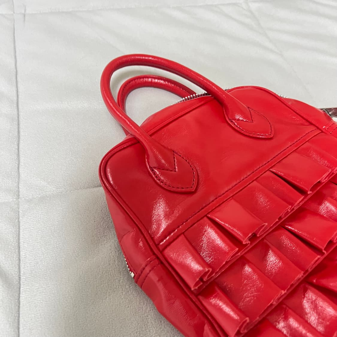 꼼데가르송 프릴백 레드 상품이미지3