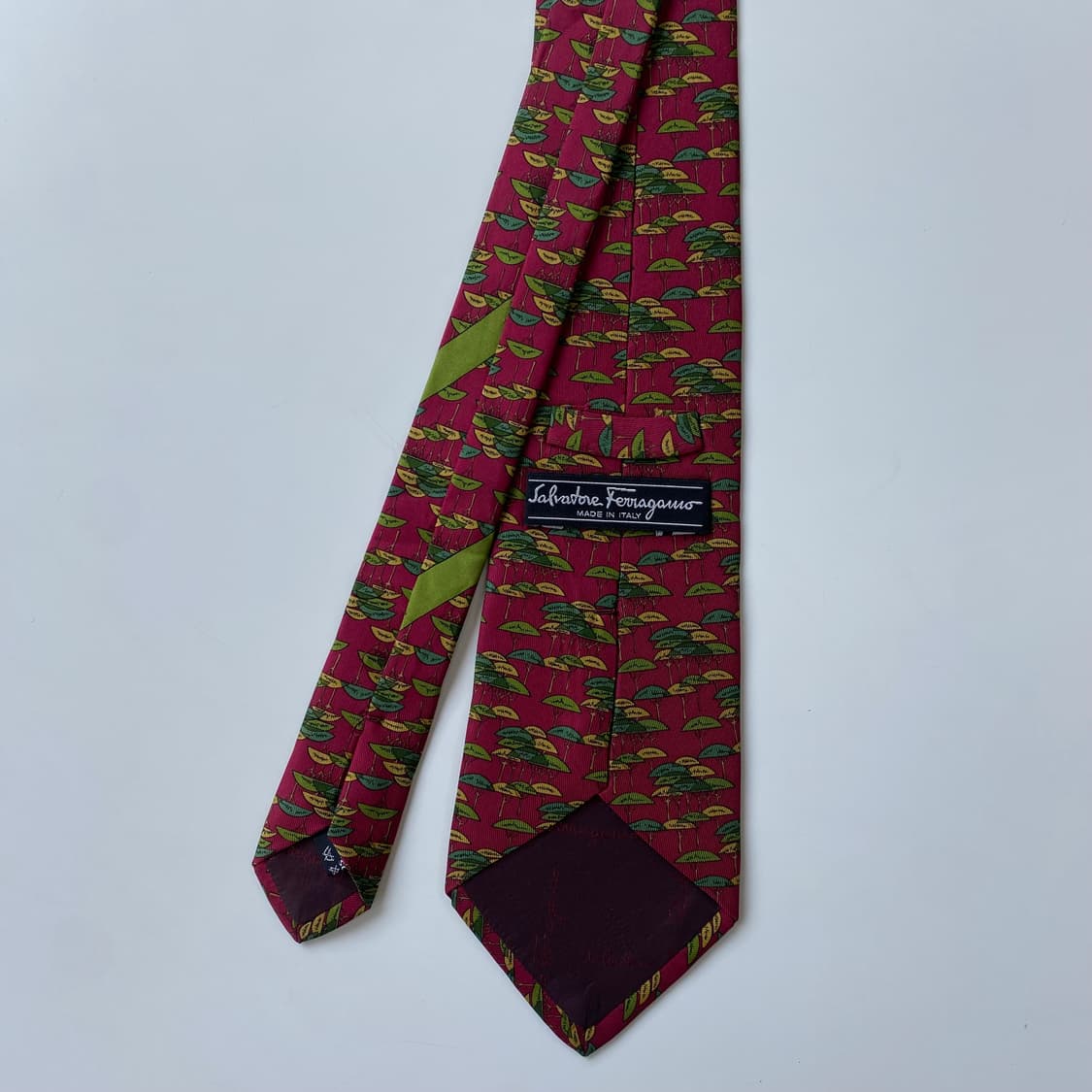 페레가모(Ferragamo) 명품 정품넥타이 상품이미지3