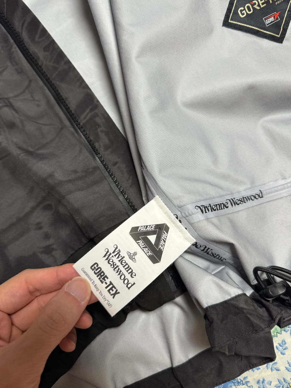 [M] 팔라스 x 비비안 웨스트우드 고어택스 자켓 상품이미지8