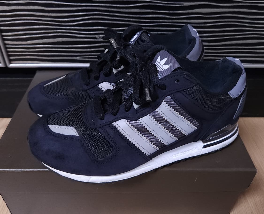 adidas 아디다스 ZX700 스니커즈, 운동화 230 상품이미지1