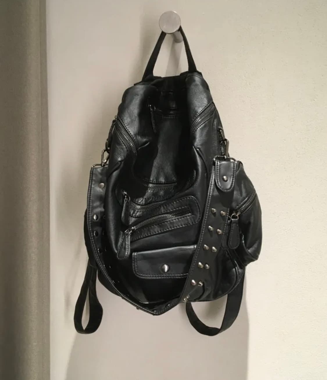 새상품) 블랙 투웨이 레더 백팩 상품이미지1