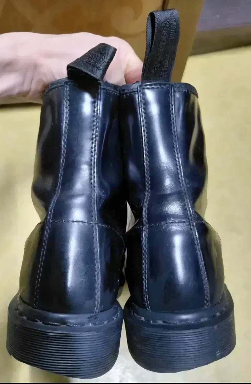 닥터마틴 1460 모노 8홀 블랙 부츠 상품이미지3