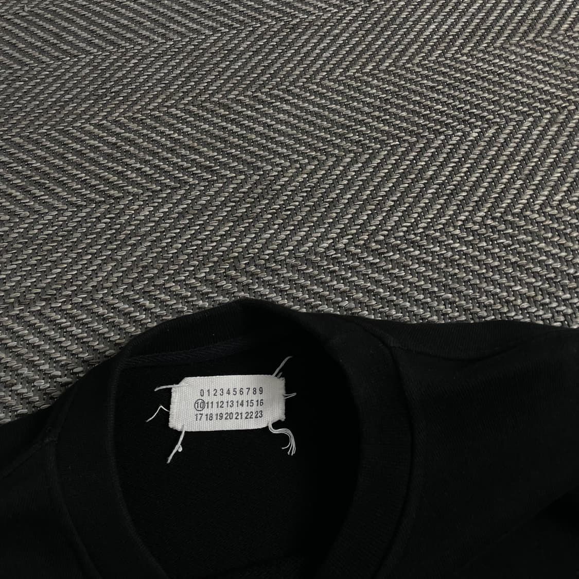 메종 마르지엘라 넘버링 빅로고 맨투맨o 3477 상품이미지5