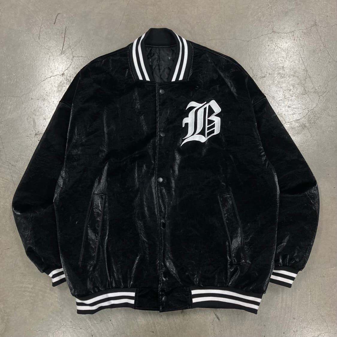 빈티지 블랙 컬러 글리터 바시티 자켓 상품이미지1