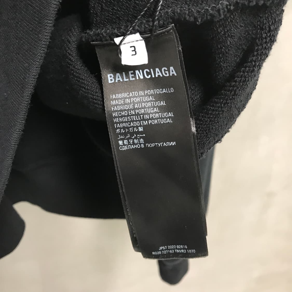 발렌시아가 로고 후드티 블랙 3 상품이미지6