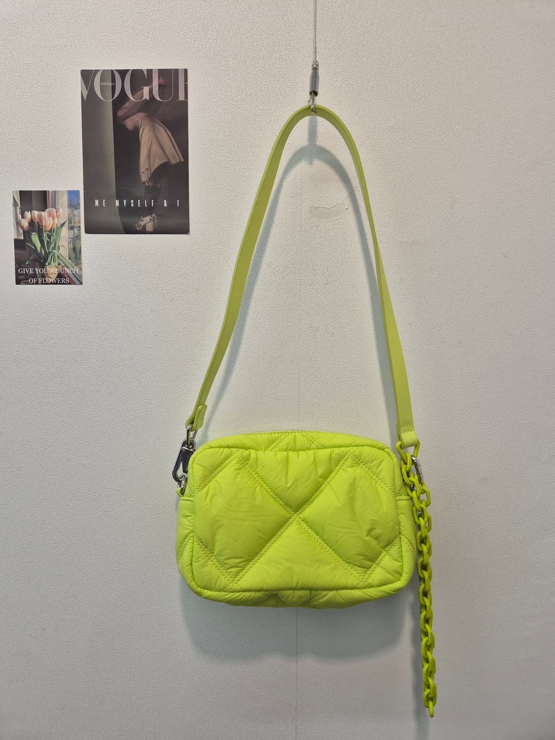 빔바이롤라 퀼팅 크로스백 네온 옐로우 색상 상품이미지3