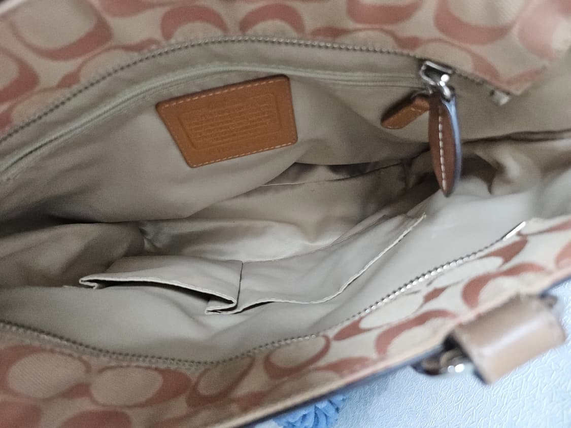 COACH 코치 시그니처 자가드 숄더백 상품이미지7