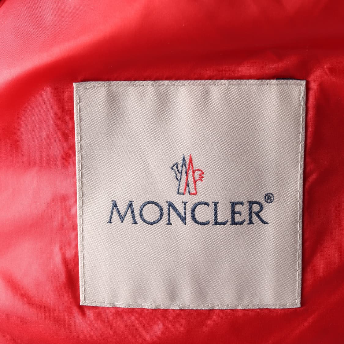 몽클레어 벨벳 코듀로이 다운 재킷 숏 패딩 2WAY 집업 푸퍼 레드
 상품이미지6