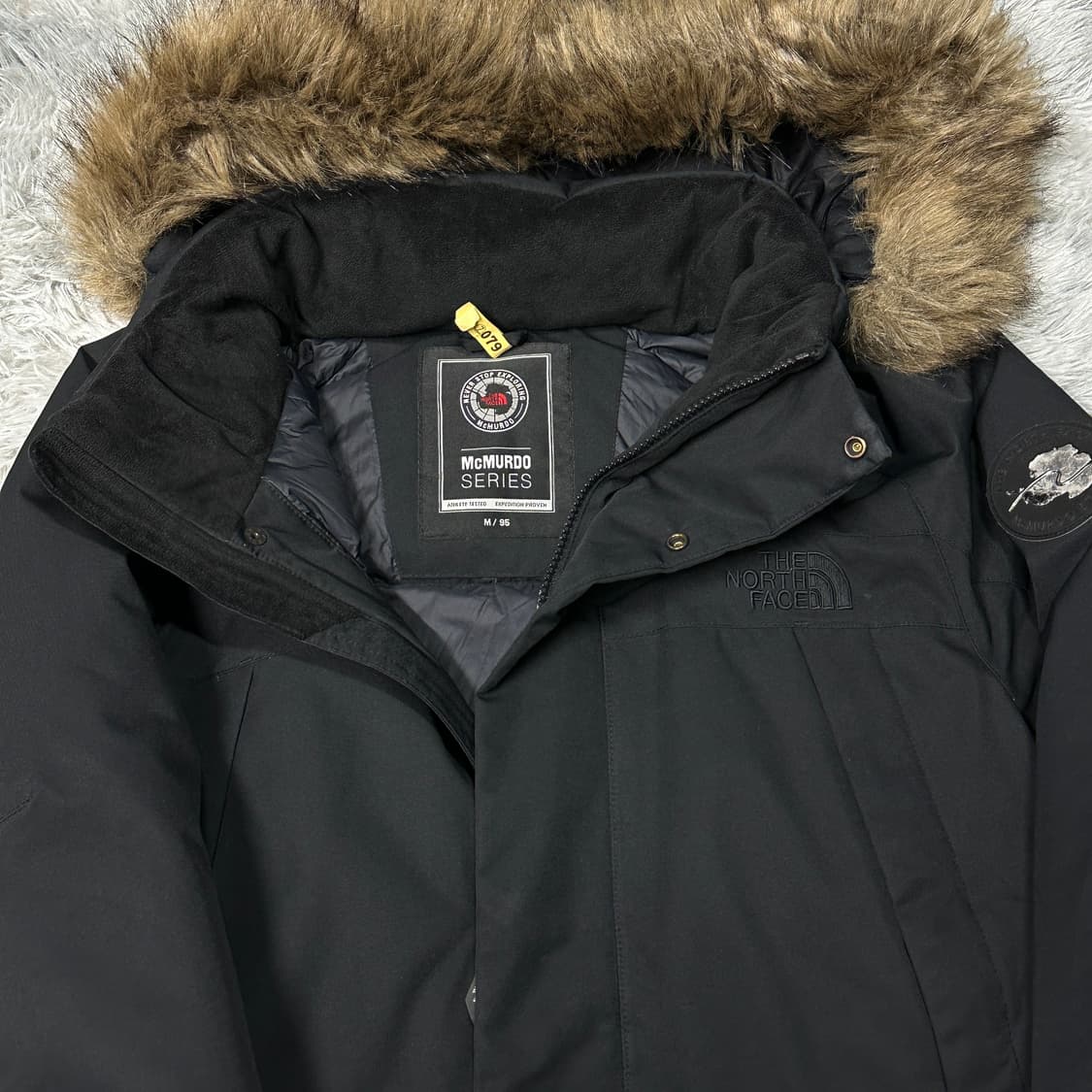 노스페이스 맥머도 구스다운 후드 퍼 블랙 패딩 m 상품이미지2