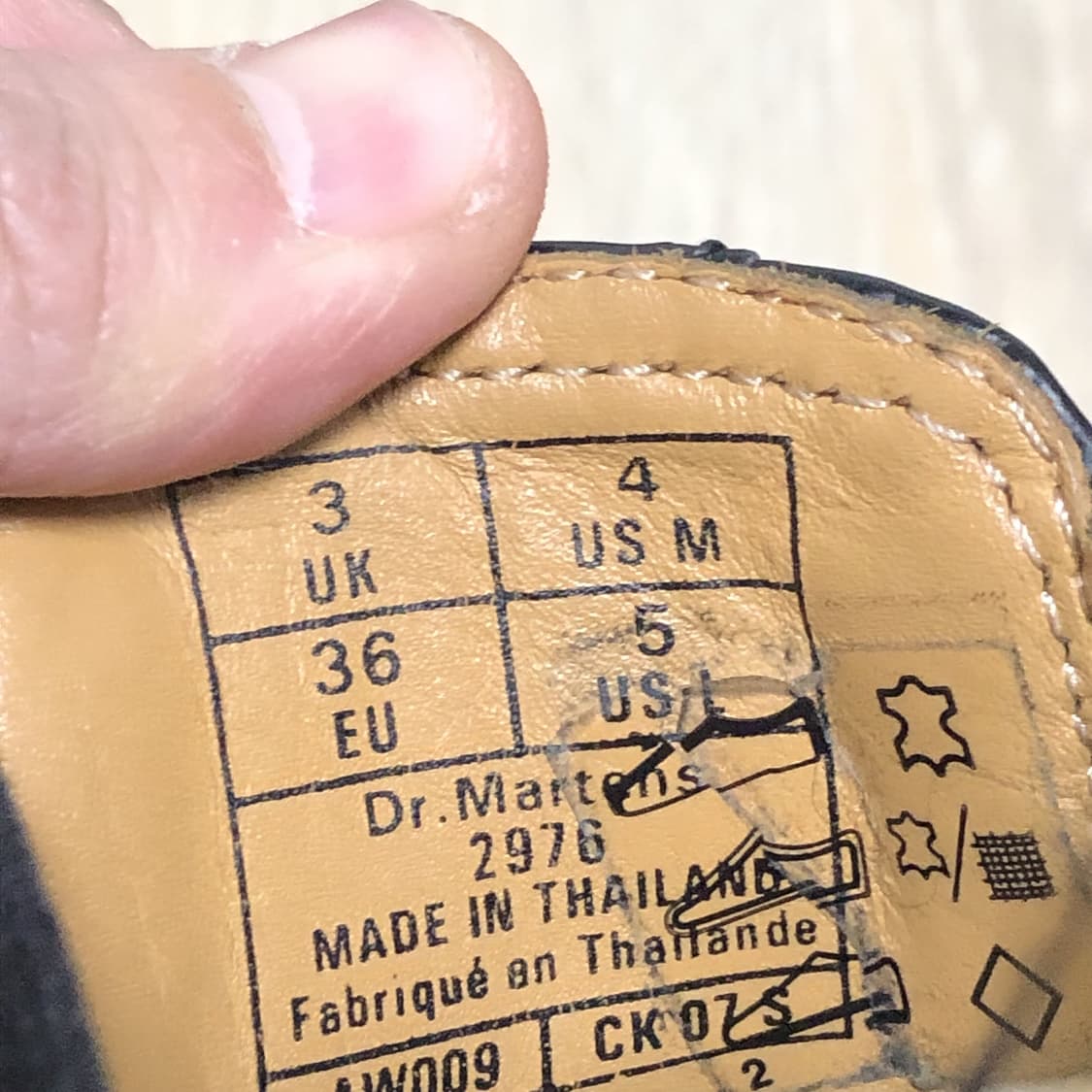 (220) 닥터마틴 Dr.martens 2976 첼시부츠 스무스 블랙 상품이미지4